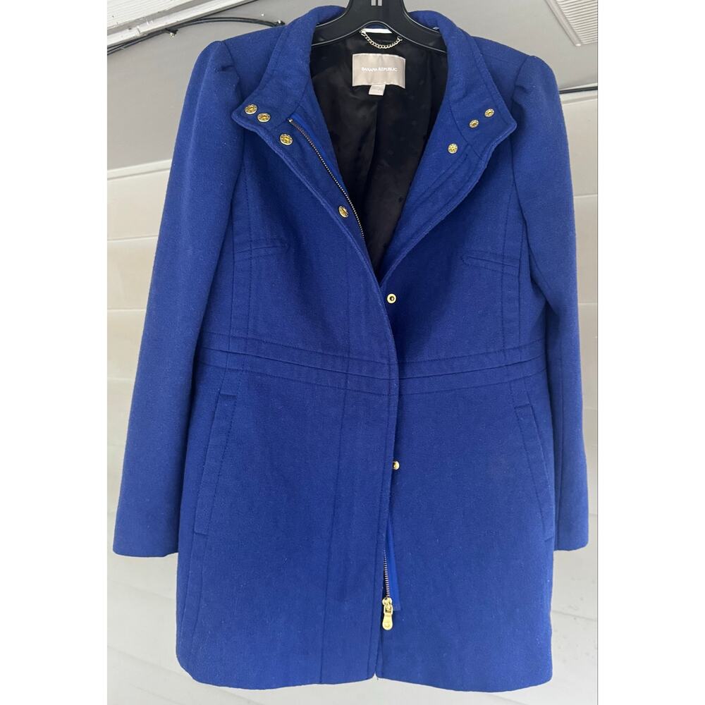 Banana Republic Royal Blue Wool Blend Coat Womens Medium Petite Gold Buttons Zip